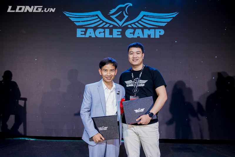 Phan Duy Thiệp với phong thái điềm tĩnh, đại diện cho người làm việc bằng giá trị thật