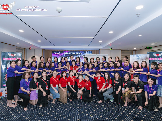 Cộng đồng LifeCoach Vietnam do Mai Diệu Huyền sáng lập dành cho doanh nhân phát triển nội lực